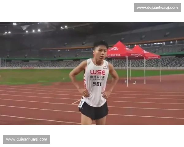 10 秒 46 破纪录!16 岁吴昊霖:百米后程狂飙太震撼 10 秒 46 破纪录!16 岁吴昊霖:百米后程狂飙太震撼